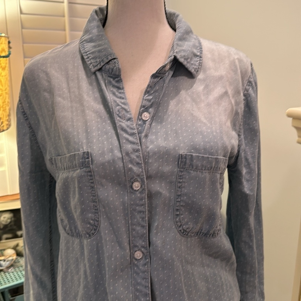 Rails Chambray With Polka Dots Button Down, Size … - image 2
